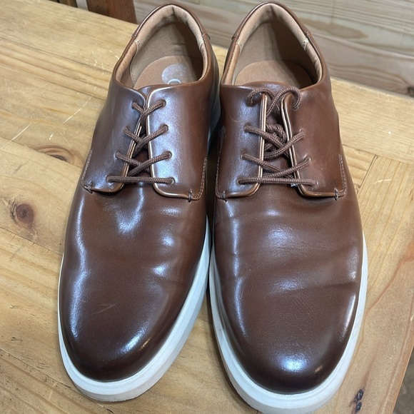 Guess Leather Dress Shoes Mens Rich Brown Excellent Almost New Condition 9.5 - Picture 4 of 10